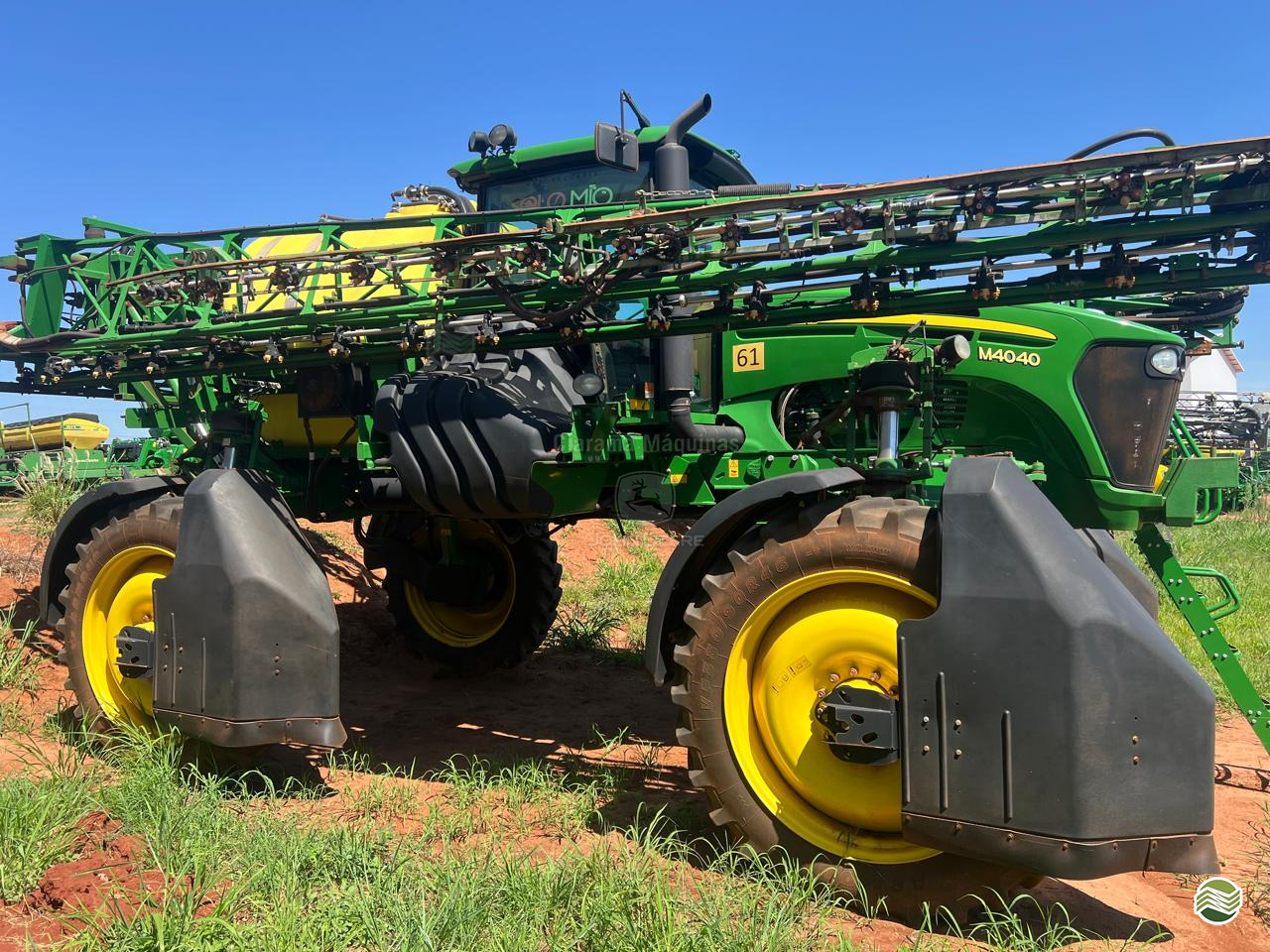 PULVERIZADOR JOHN DEERE JOHN DEERE M4040 Tração 4x4 Ciarama Máquinas - John Deere - Matriz PONTA PORA MATO GROSSO DO SUL MS